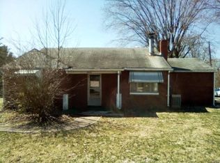 4642 N Alby Rd, Godfrey, IL 62035