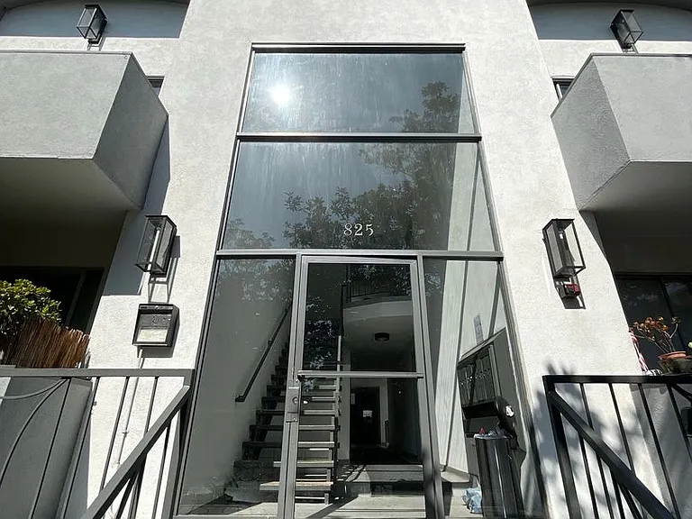 825 S Bedford St — Photo 15