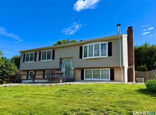 14 Poplar Dr, Seymour, CT 06483