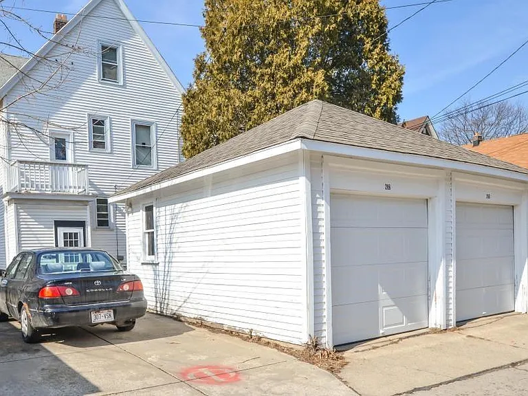 2956 N Cramer St #LOWER — Photo 12