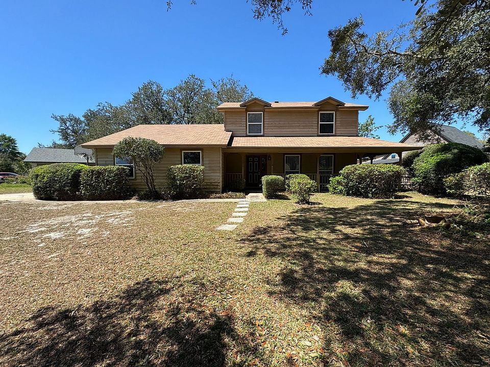 1st image of 1017 Great Oaks Dr