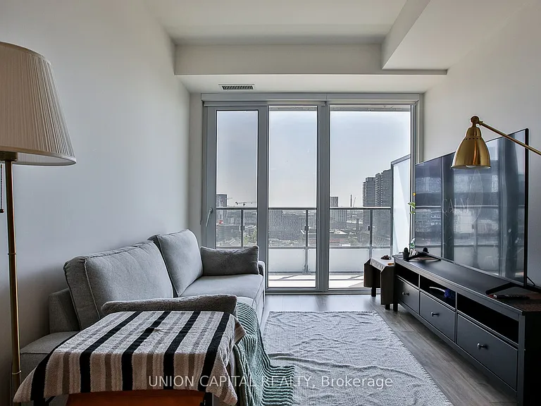 70 Princess St #1806E — Photo 5