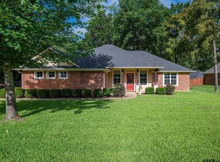 1119 Stonebrook Dr, Chandler, TX 75758