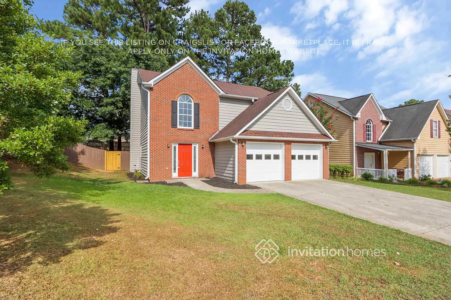 1915 Stoneoak Cir Lawrenceville, GA 30043 — Photo 2