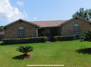 3520 N 10th St, Ocean Springs, MS 39564