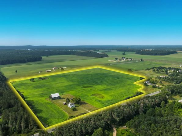 1418 Walton Rd, Kingsley, MI 49649