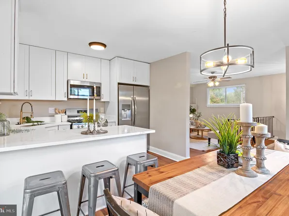 2705 Daisy Ave, Baltimore, MD 21227