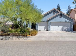 1138 E Pinehurst Ave, Fresno, CA 93730