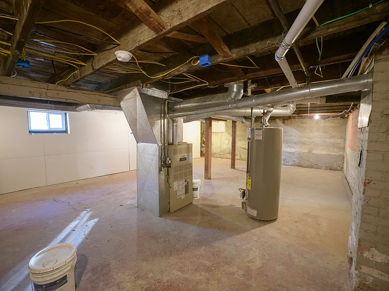 112 12th St N #118 — Photo 25