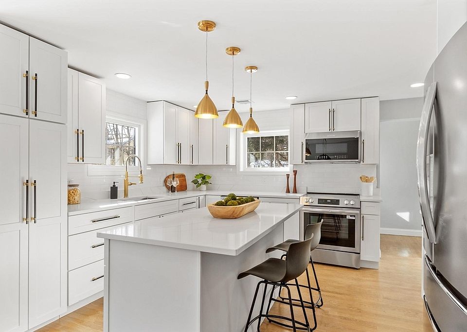 1st image of 401 Belknap Rd