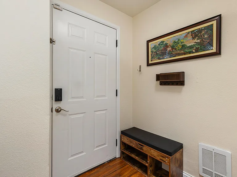 501 141st Ave SE #30 — Photo 2