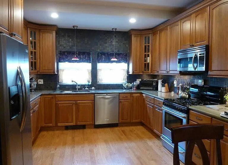 331 Summer St #1 — Photo 2