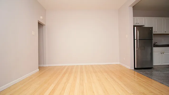 Rented by Nooklyn NYC LLC | media 11