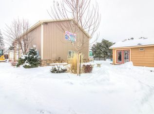 615 Keys Rd, Yakima, WA 98901