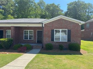 1840 Stewart St, Fuquay Varina, NC 27526