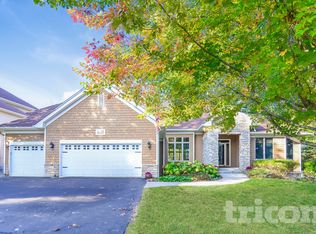 1202 Adrian Dr, Chaska, MN 55318