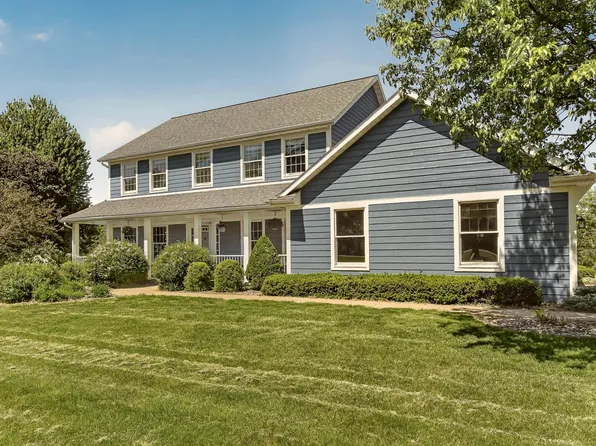 5823 Summit Ln NE, Rochester, MN 55906