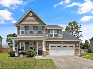 4418 Low Oak Ct, Hope Mills, NC 28371