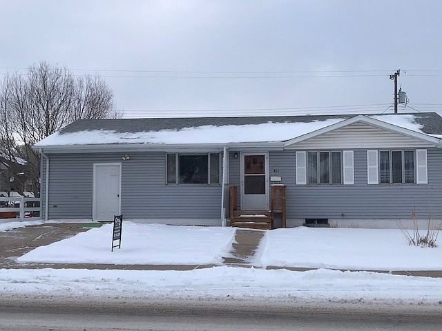1st image of 803 S 26th St