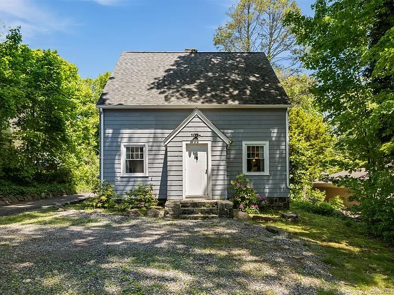 141 Cannon St — Photo 1