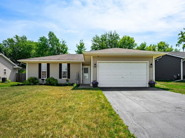 8331 Crooked Bend Rd, Machesney Park, IL 61115