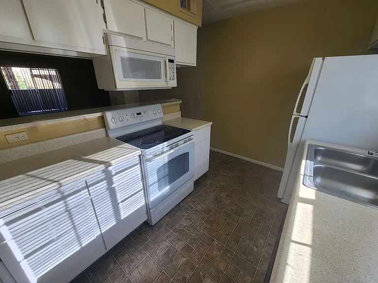 2750 S Durango Dr #1078 — Photo 9