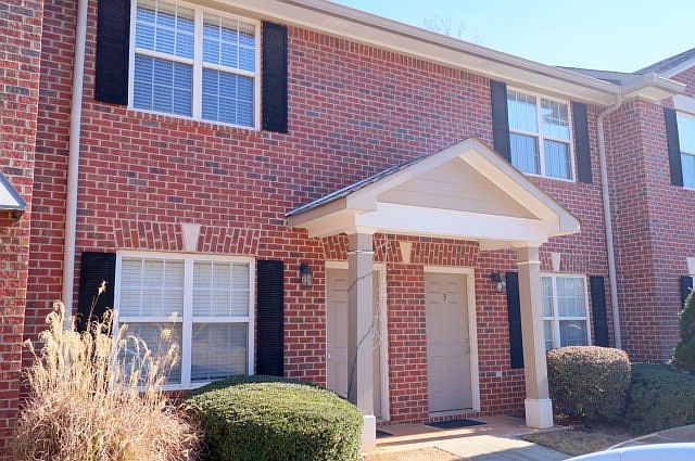 2nd image of 460 Barnett Shoals Rd #2D