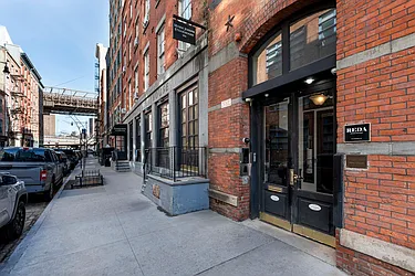 Rented by Platinum Properties