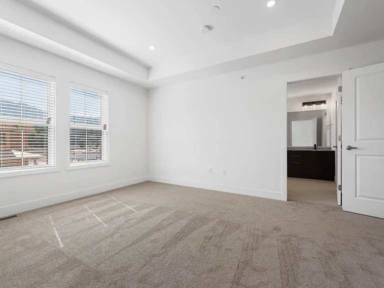 46211 Promontory Rd — Photo 24