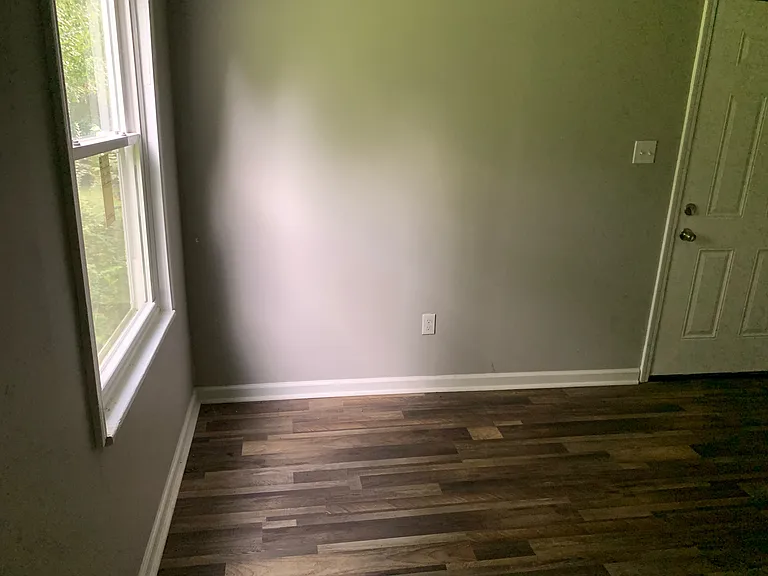 1748 Lisbon Dr SW — Photo 10
