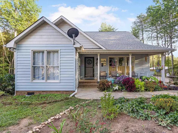 104 Ginners Hill Rd, Travelers Rest, SC 29690