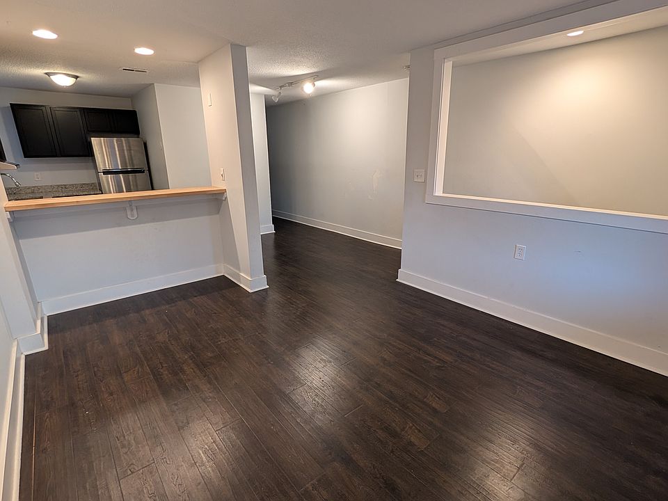 1st image of 51.5 E 5th Ave