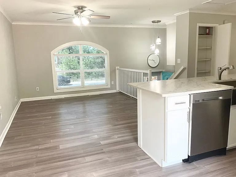 1473 Keith Dr — Photo 4