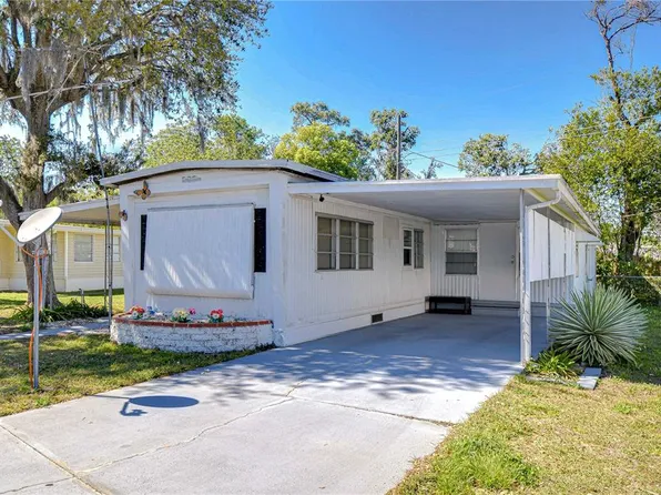 37347 Ray Dr, Zephyrhills, FL 33541