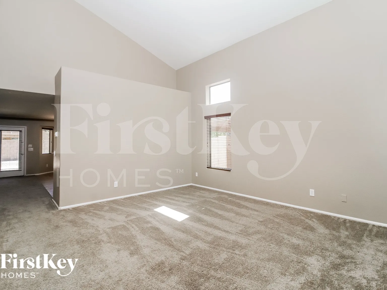 3 bed, 2.5 bath, 2496 sqft, $1,655 — Photo 2