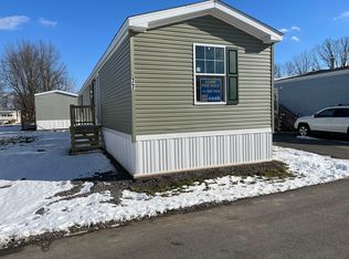 6763 Minnick Rd UNIT 77, Lockport, NY 14094