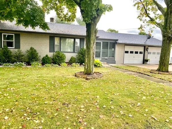 526 Hayden Ave, Oglesby, IL 61348