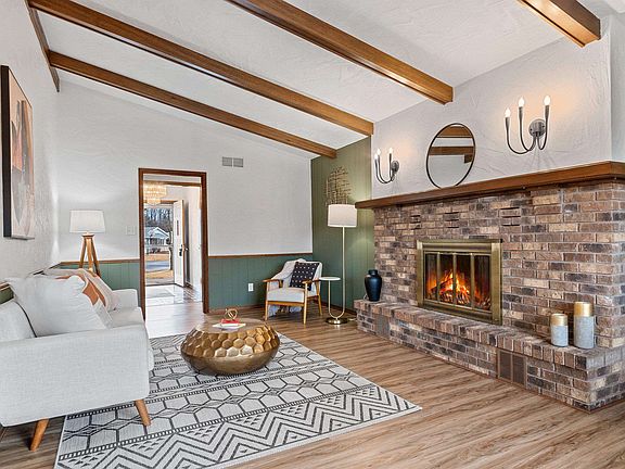 2nd image of 36 Apache Ct