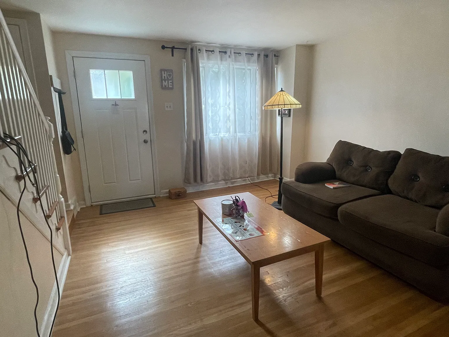 2 bed, 896 sqft, $1,400 — Photo 2