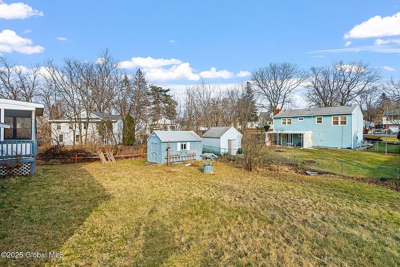 4th image of 38 Genesee Avenue