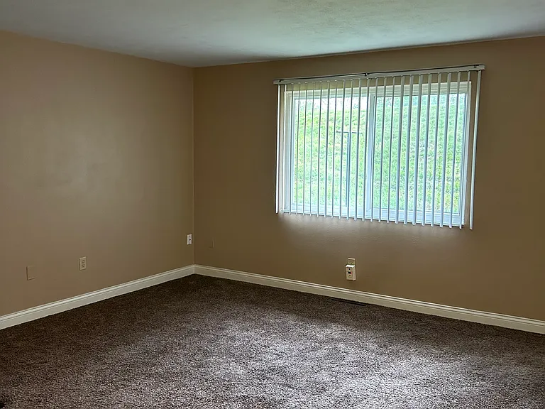 1023 Old Main St — Photo 23