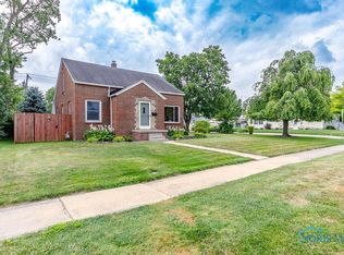 700 Sackett St, Maumee, OH 43537