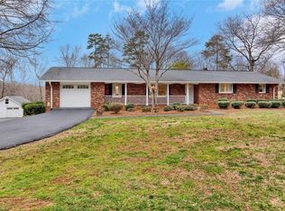 4960 Rex Rd, Winston Salem, NC 27107