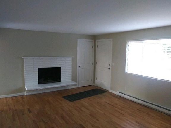 5th image of 1318 160th St SW