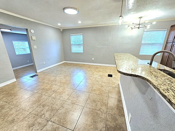 3rd image of 3233 20th St N