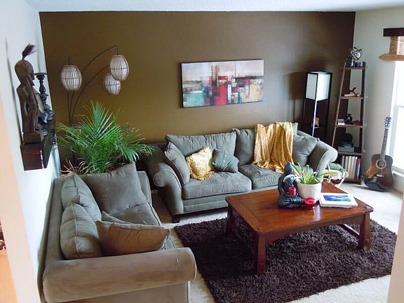 Living room-no green now:)