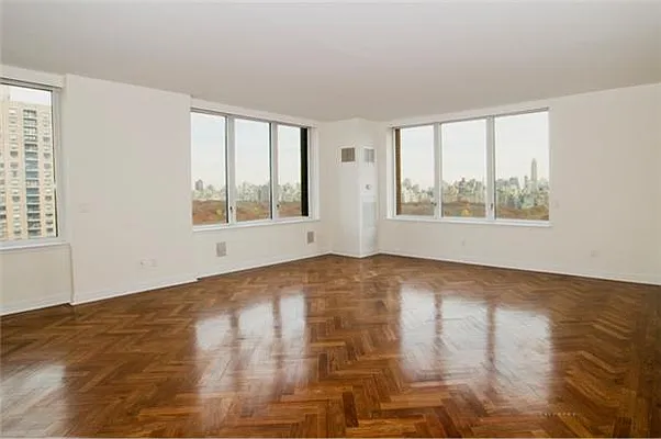 Rented by Triumph Property Group | media 34