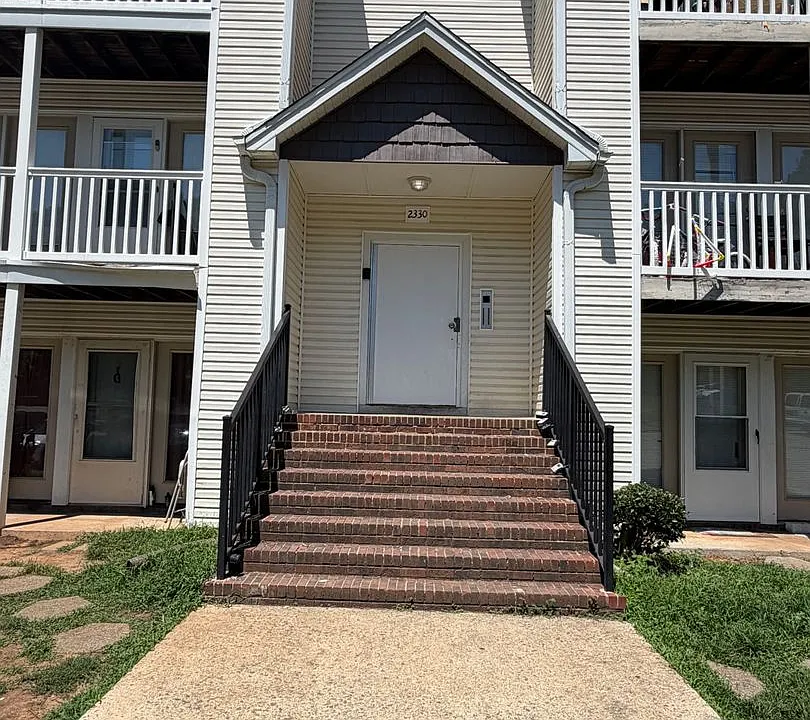 2330 W Vandalia Rd
