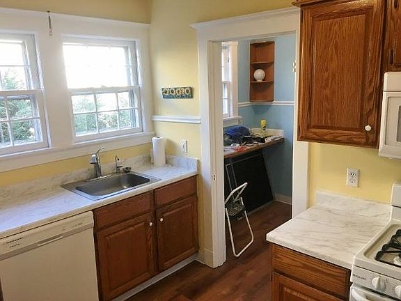 3rd image of 346 Alden Ave #2