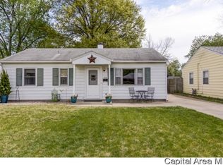 1636 N 19th St, Springfield, IL 62702